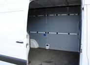 Mercedes-Benz Sprinter 8