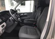 Volkswagen Caravelle 16