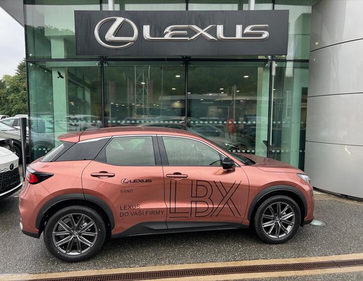 Lexus LBX 5