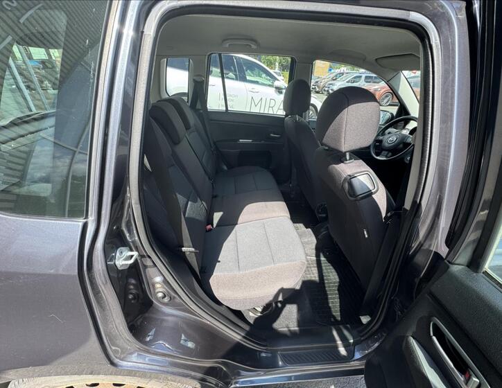 Mazda 2 9