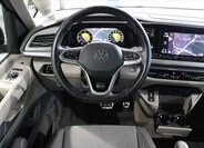 Volkswagen Multivan 13