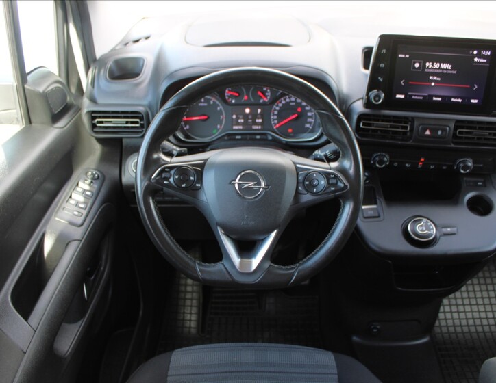 Opel Combo 10