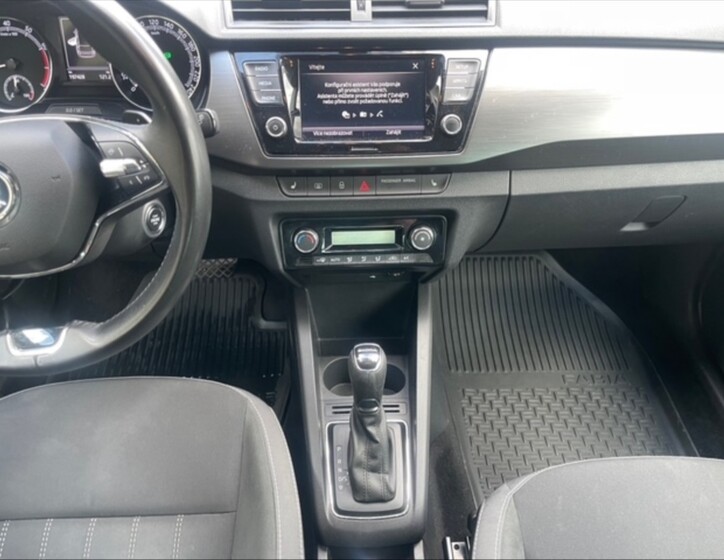 Škoda Fabia 10