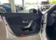 Mercedes-Benz CLA 9