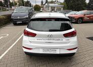 Hyundai i30 4