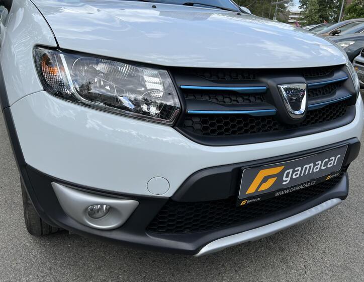 Dacia Sandero 24