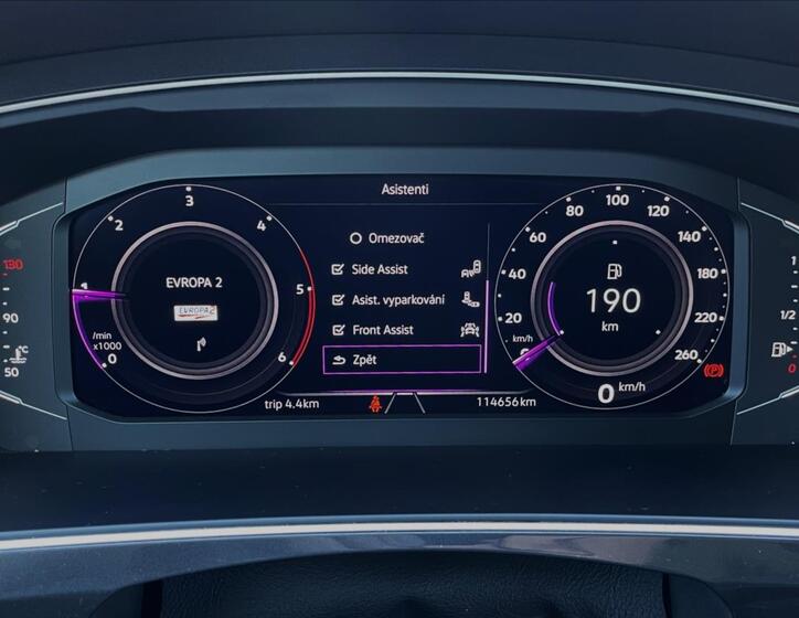 Volkswagen Tiguan 12