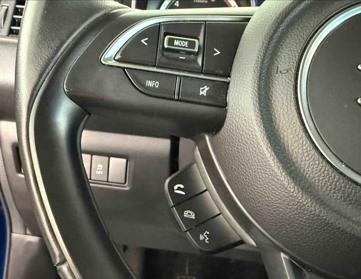 Suzuki Swift 18