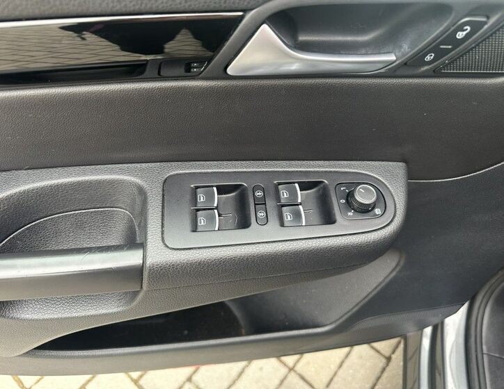 Volkswagen Sharan 18