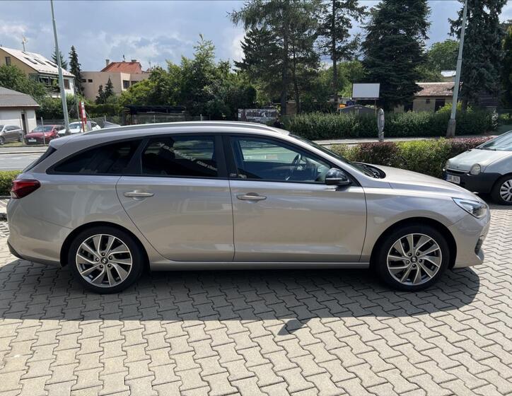 Hyundai i30 6