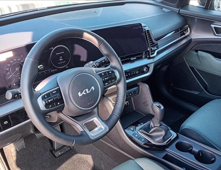 KIA Sportage 8