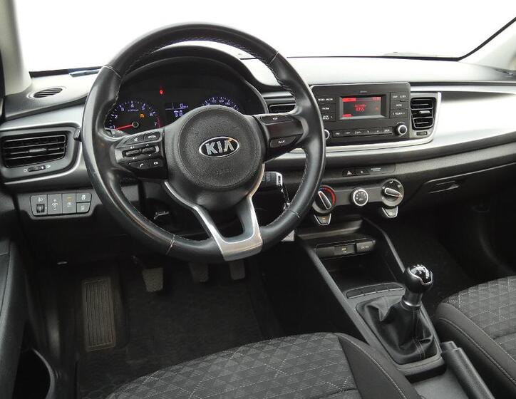 KIA Rio 5