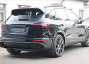 Porsche Cayenne 4