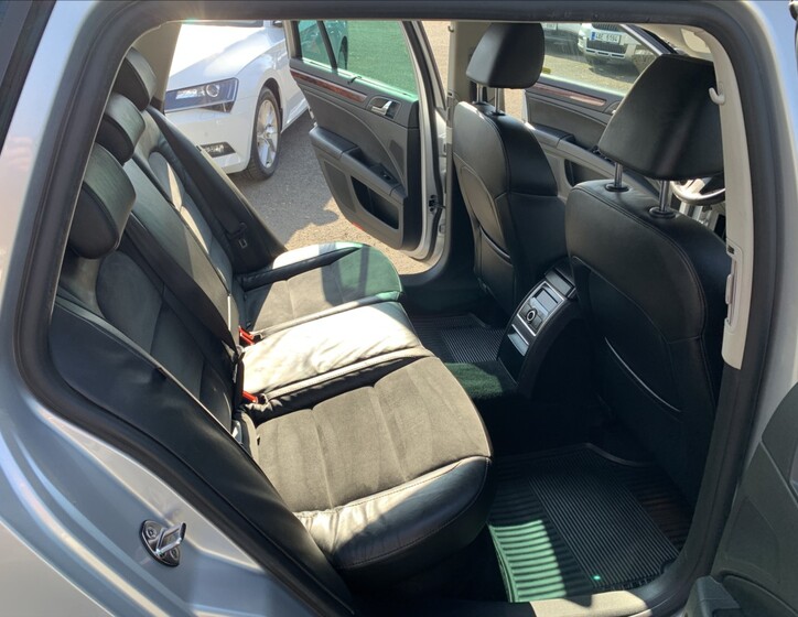 Škoda Superb 18