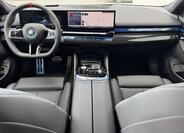 BMW i5 8