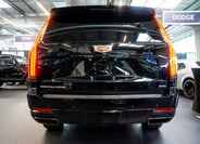 Cadillac Escalade 4