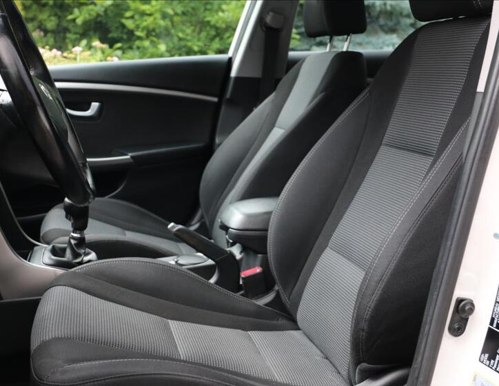 Hyundai i30 18
