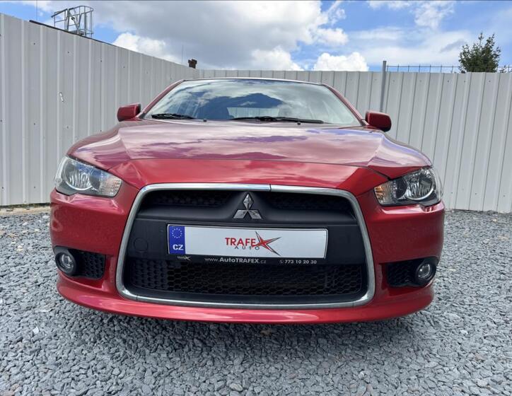 Mitsubishi Lancer 2