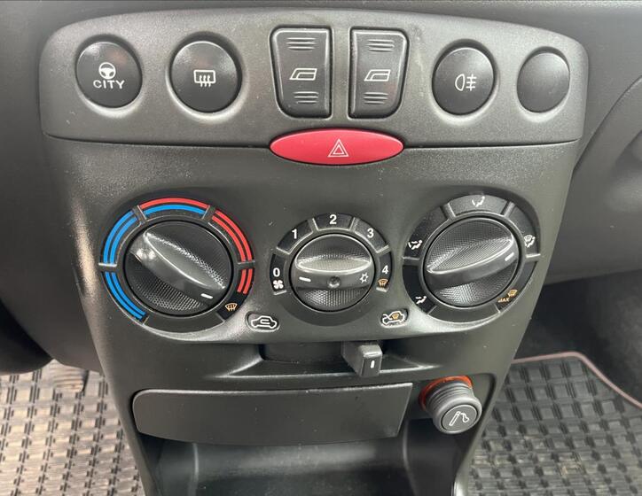 Fiat Punto 16