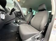 Volkswagen Tiguan 9