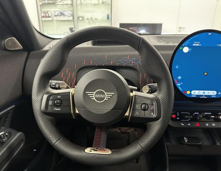 Mini Countryman 14