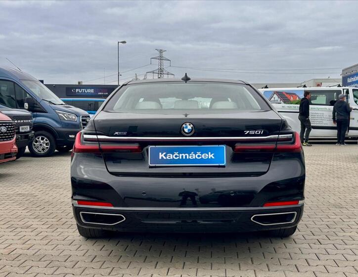BMW Řada 7 4