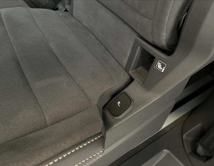 Volkswagen Multivan 40