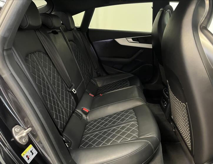 Audi A5 26