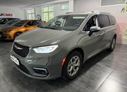 Chrysler Pacifica 3