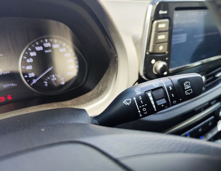 Hyundai i30 24