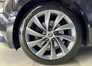 Škoda Superb 9