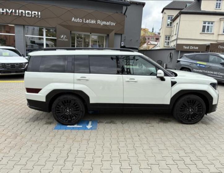 Hyundai Santa Fe 8