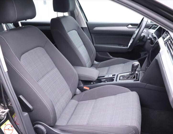 Volkswagen Passat 14