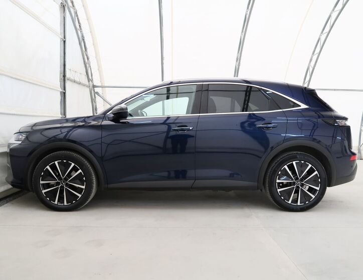 DS Automobiles DS7 Crossback 10