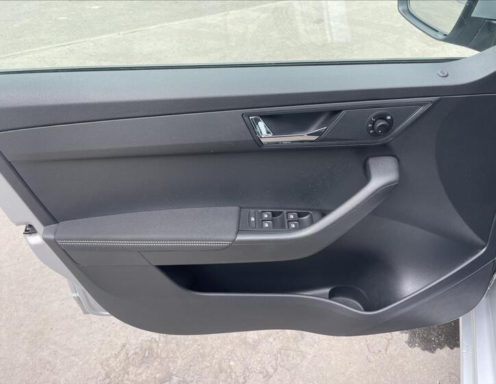 Škoda Fabia 12