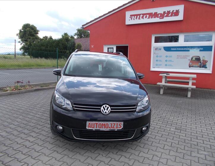 Volkswagen Touran 2