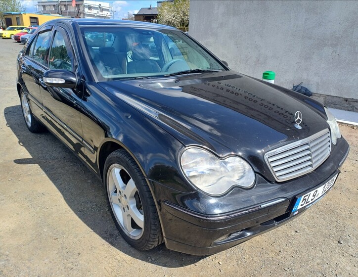 Mercedes-Benz Třídy C 3