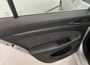 Volkswagen Golf 24