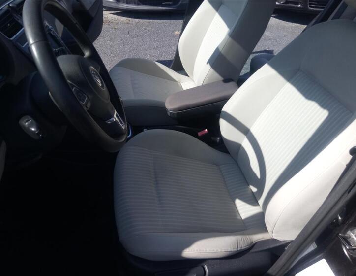Volkswagen Polo 9