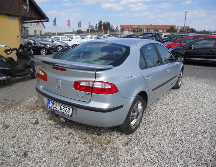 Renault Laguna 6