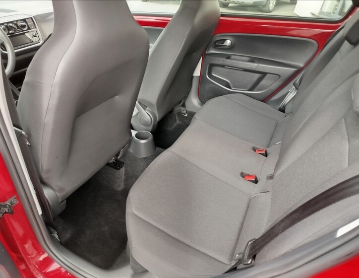 Volkswagen up! 25