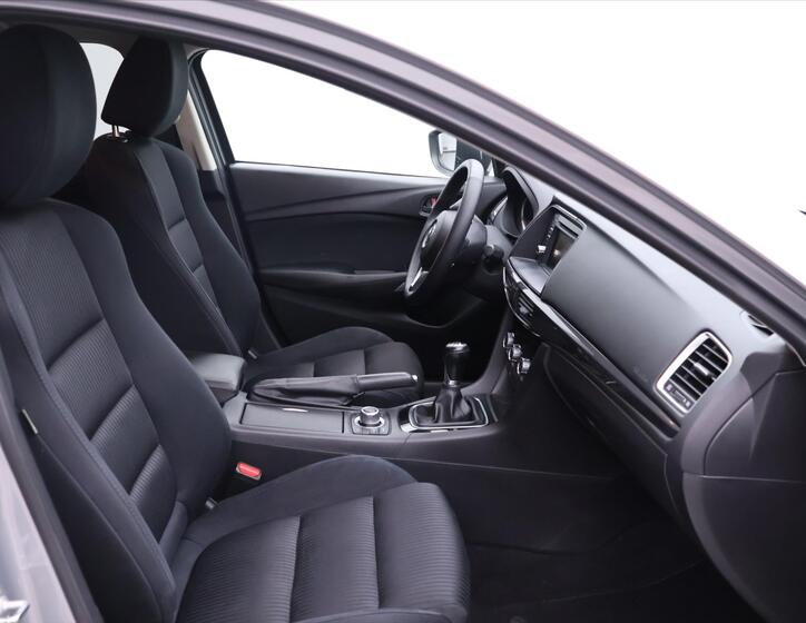 Mazda 6 11