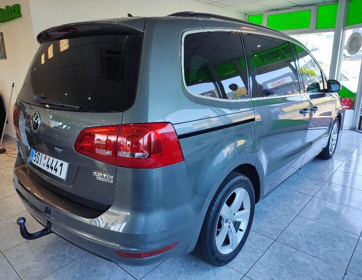 Volkswagen Sharan 4