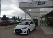 Toyota Yaris 1