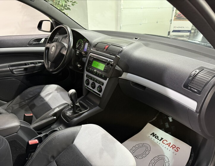 Škoda Octavia 16