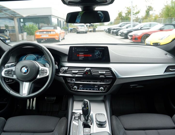 BMW Řada 5 28