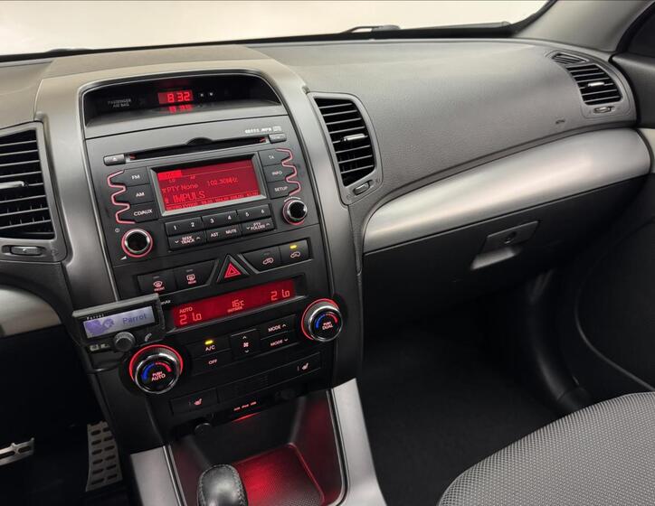 KIA Sorento 13