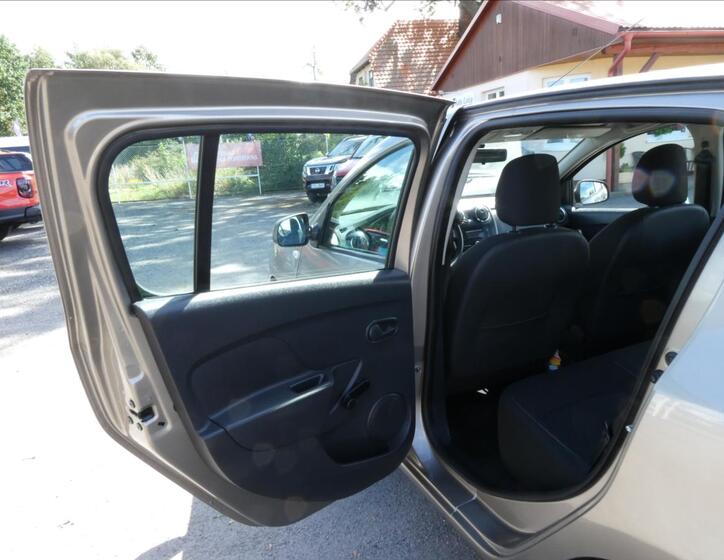 Dacia Sandero 21