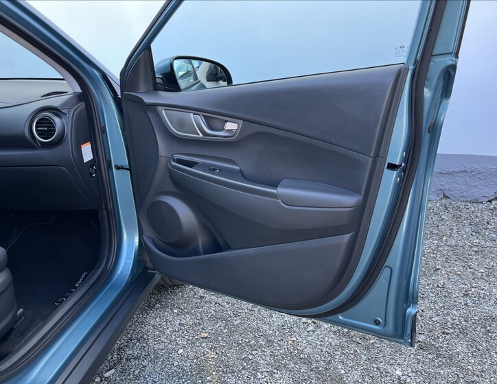 Hyundai Kona 54