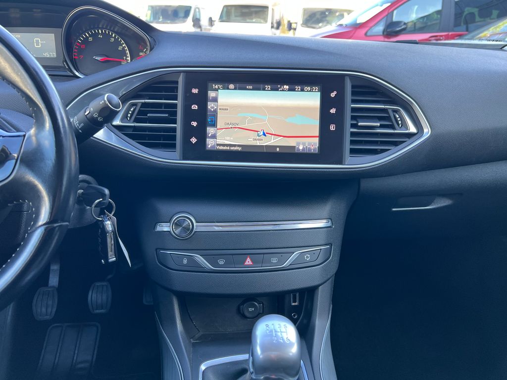 Peugeot 308